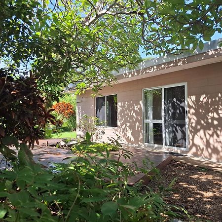 J & Ella'S Holiday House - 1 Bedroom, 1 Bathroom Home Cooktown Esterno foto