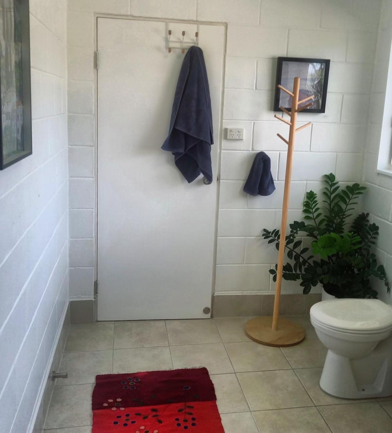 J & Ella'S Holiday House - 1 Bedroom, 1 Bathroom Home Cooktown Esterno foto