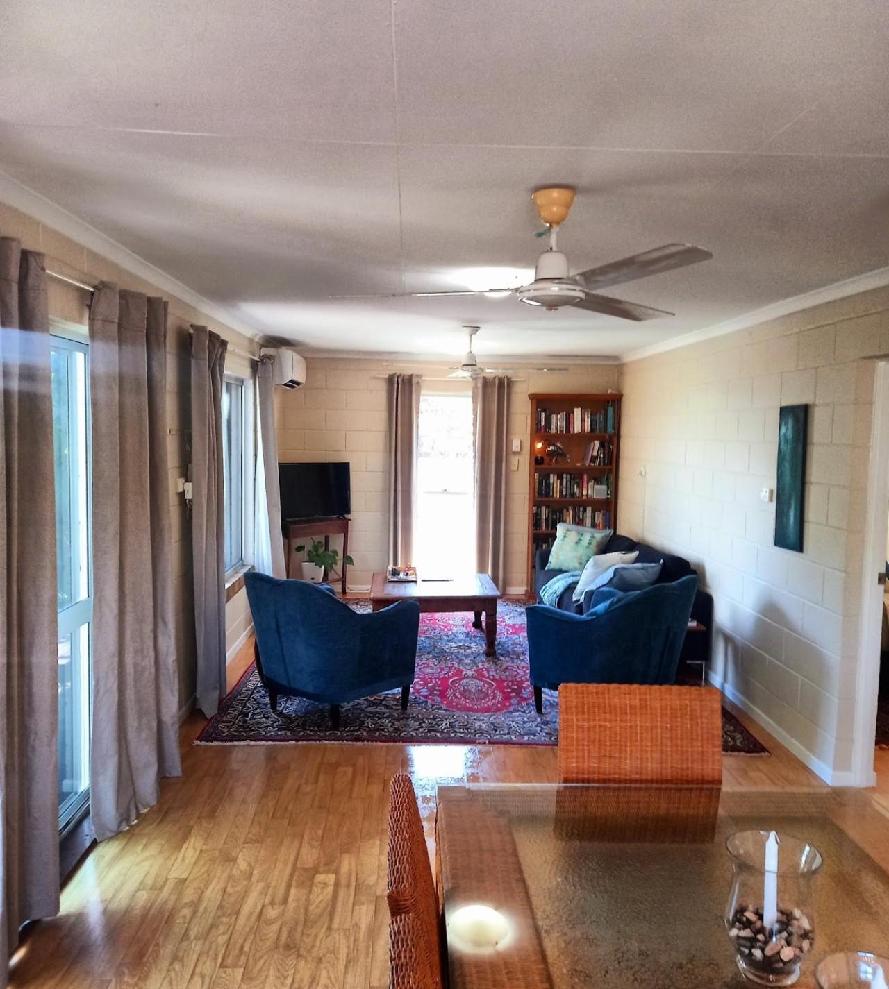 J & Ella'S Holiday House - 1 Bedroom, 1 Bathroom Home Cooktown Camera foto