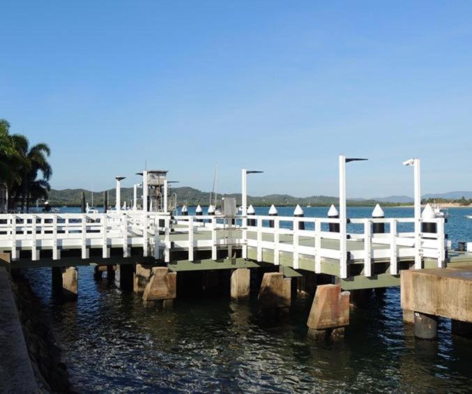 J & Ella'S Holiday House - 1 Bedroom, 1 Bathroom Home Cooktown Esterno foto